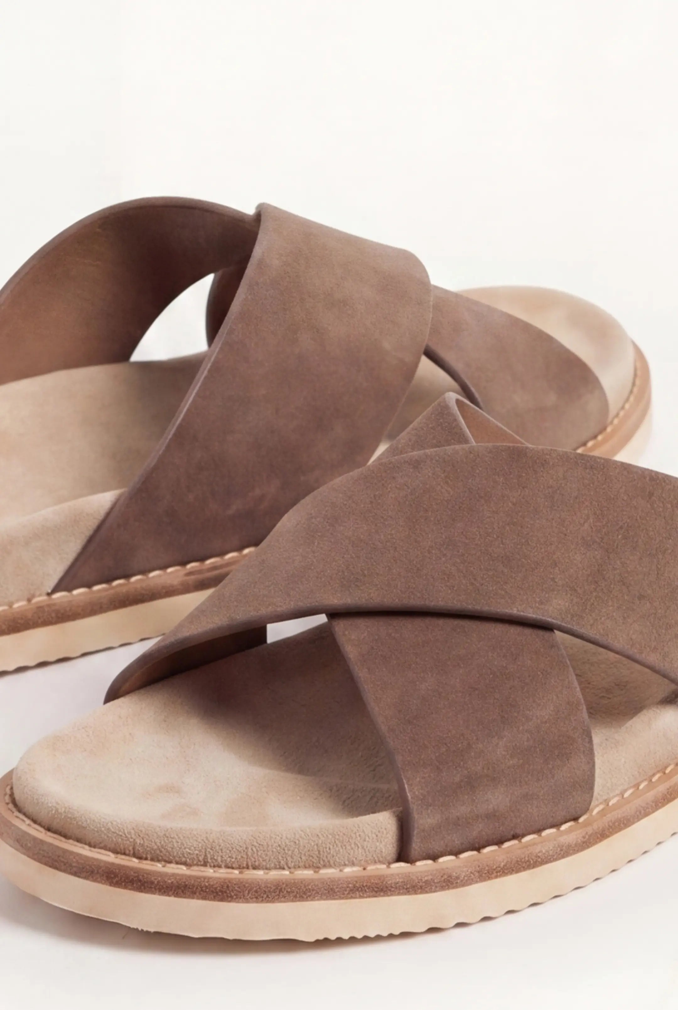 Brescaro Suède Cross-Strap Slide Mocha