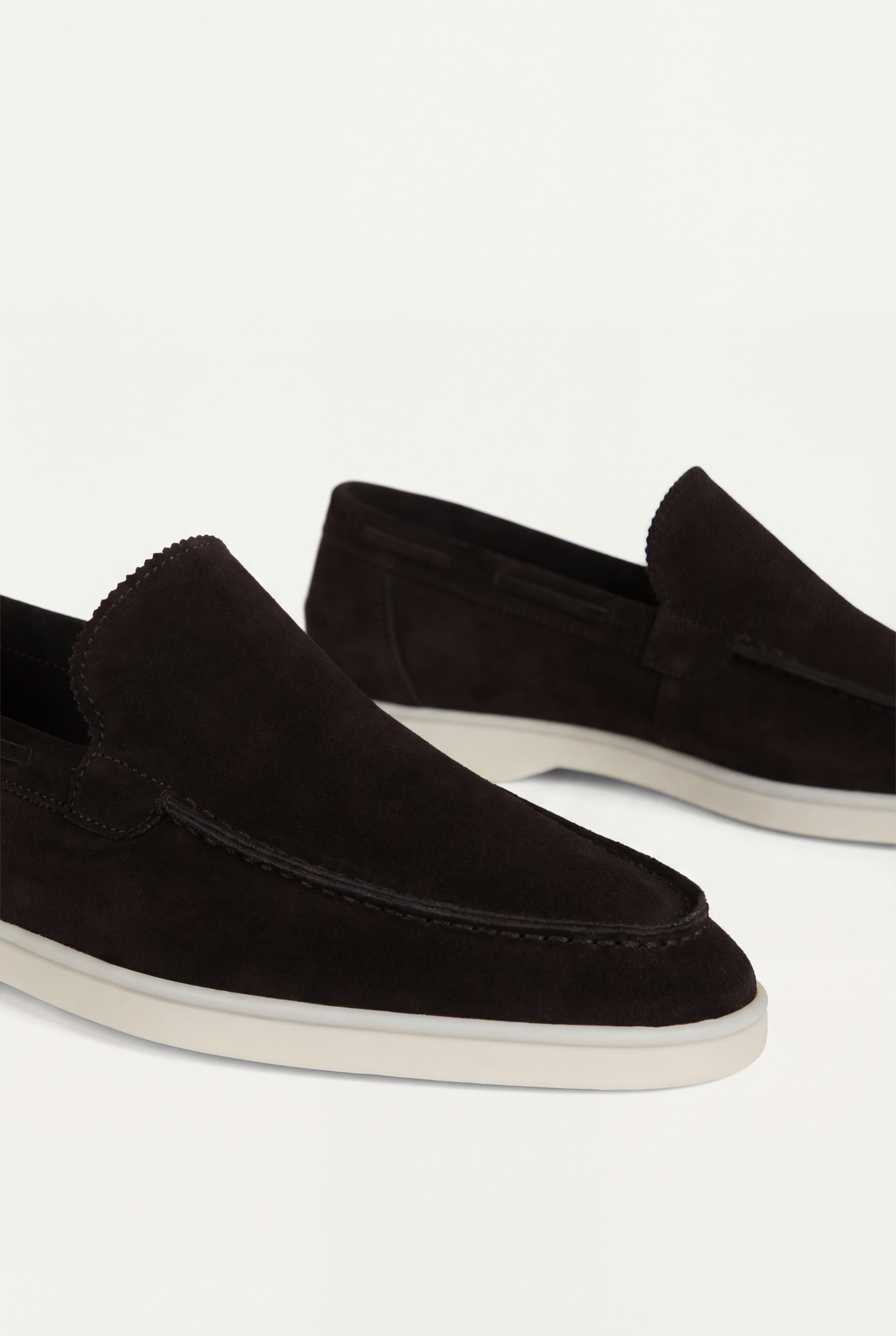 Moreno Classic Suede Loafer Black