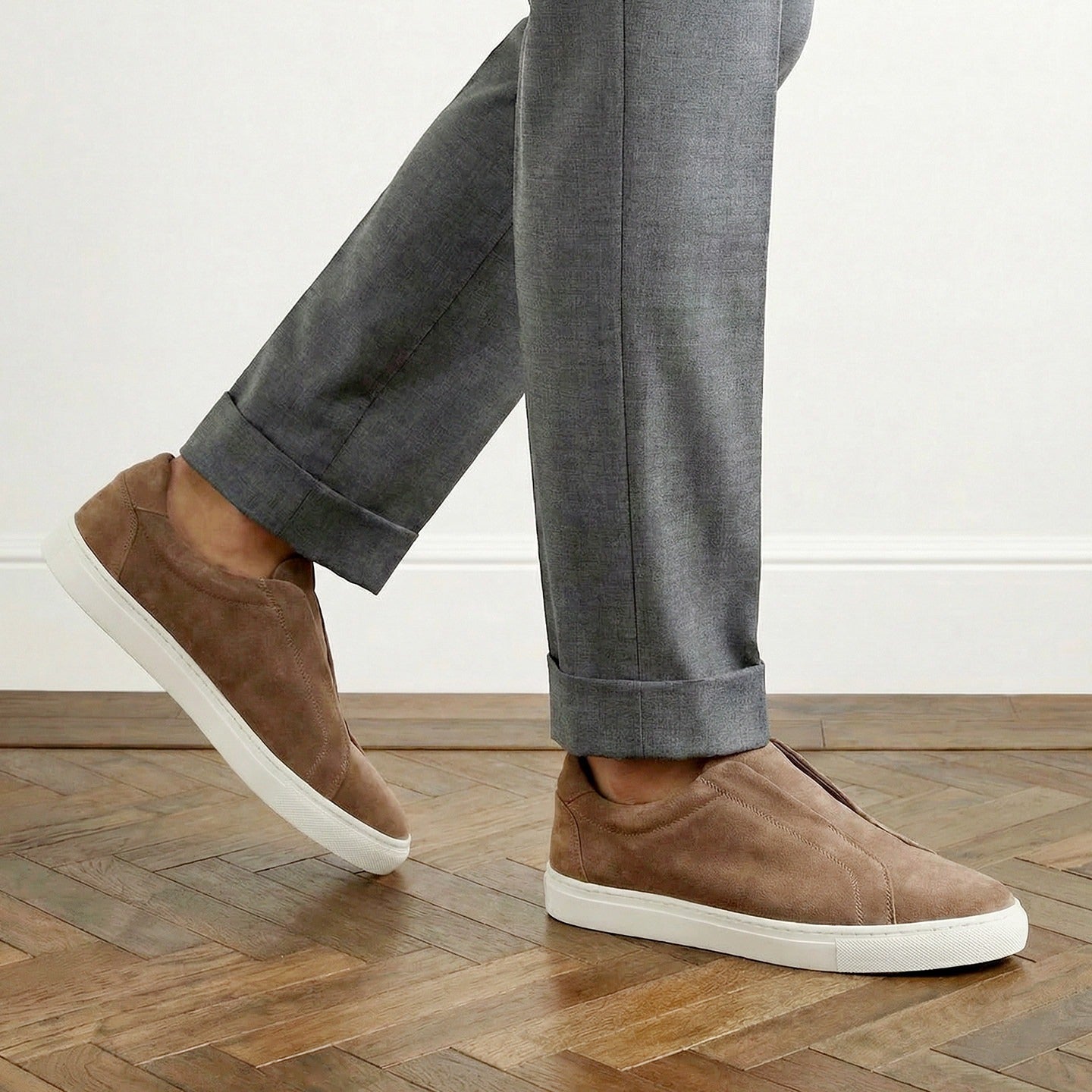 Monaco Suede Sneaker Taupe