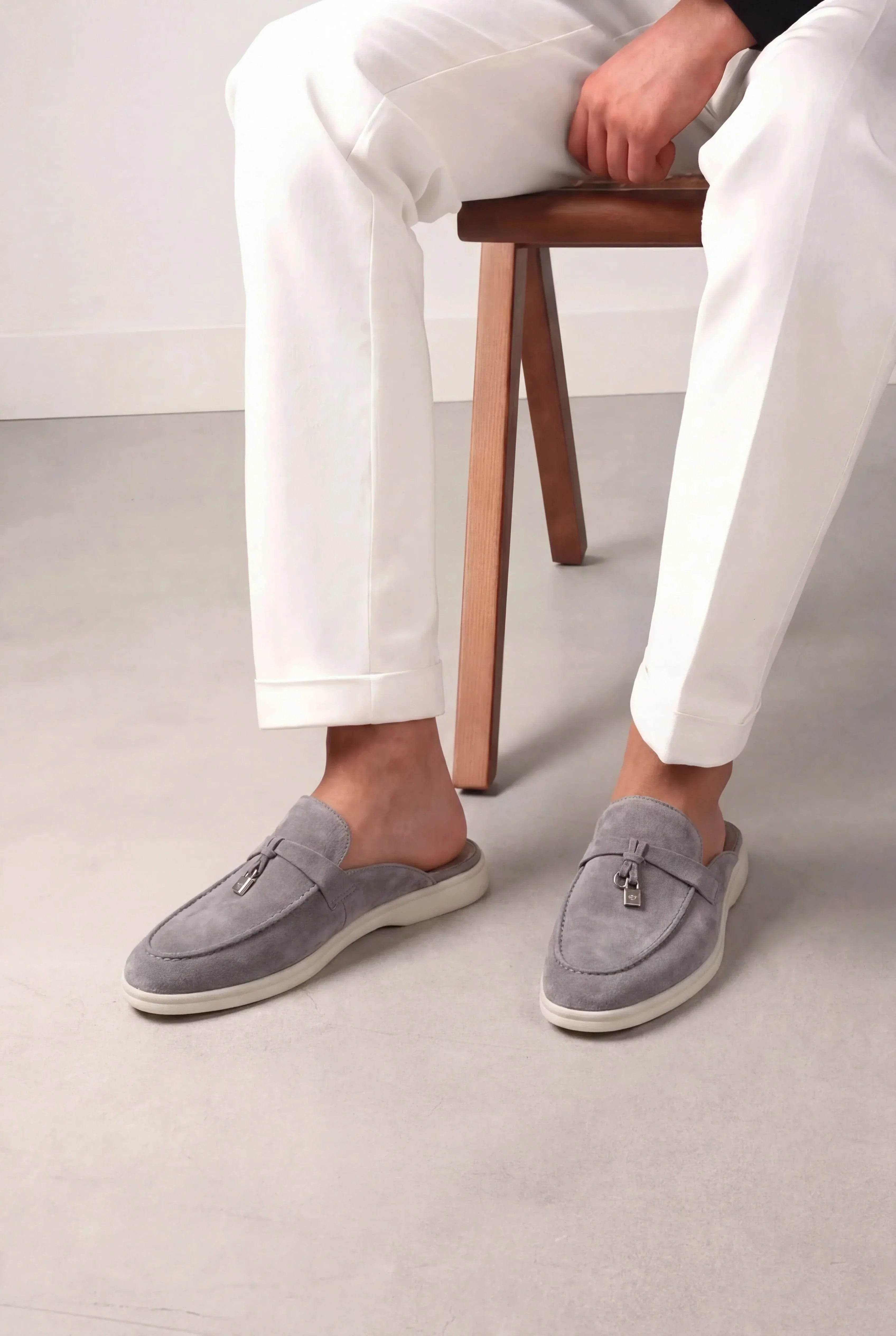 Light Grey Explorer Mule